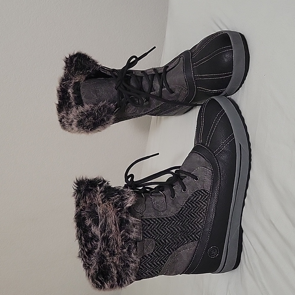 Northside Women's Brookelle Snow Boot‎ Size 11